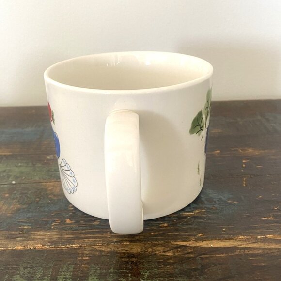 Whimsical Underwater Fish Design Coffee Mug - Picture 4 of 8